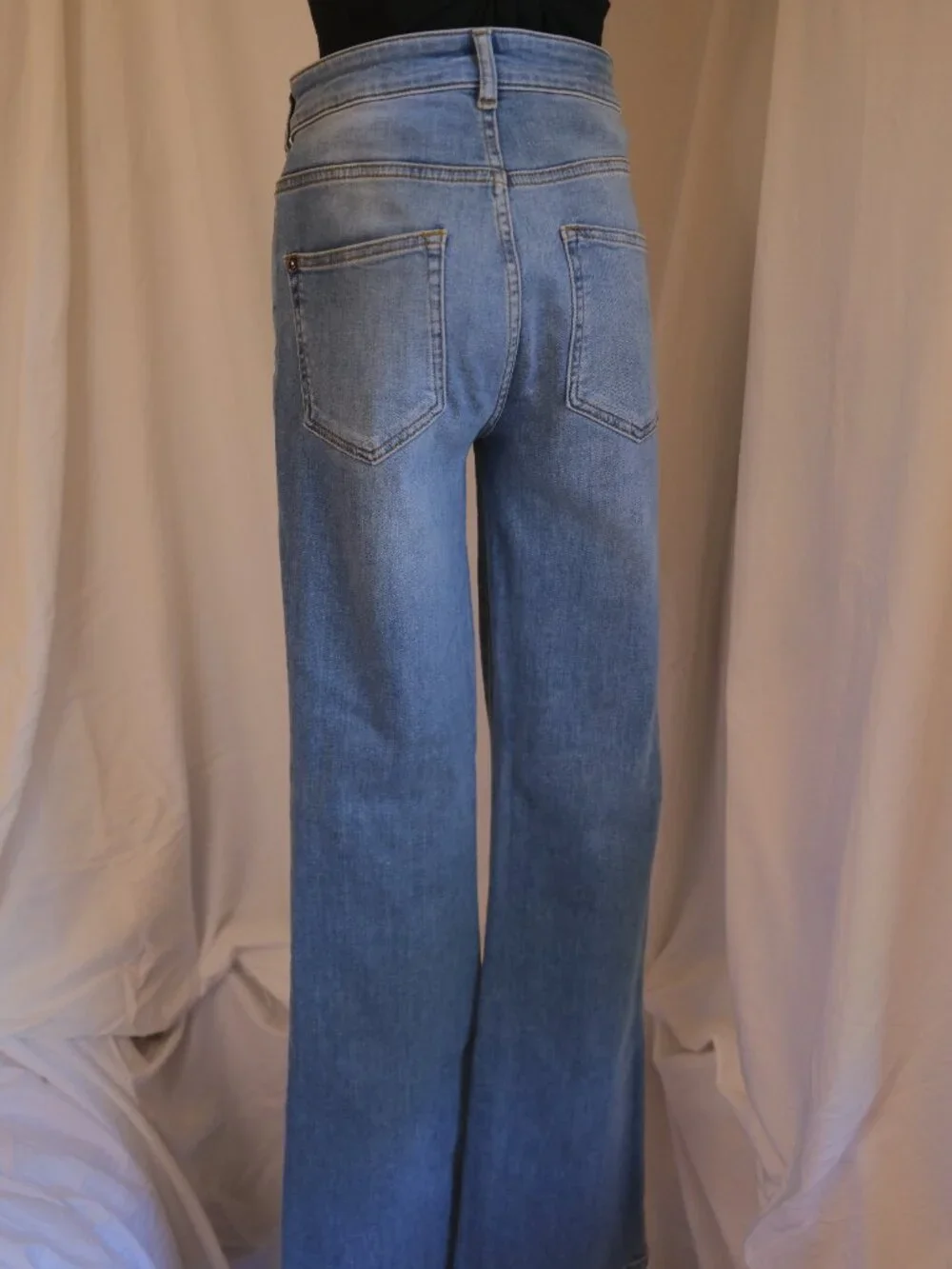Anthropologie Pilcro Button Fly Bootcut Jeans Light Wash Size 27 - Picture 4 of 7